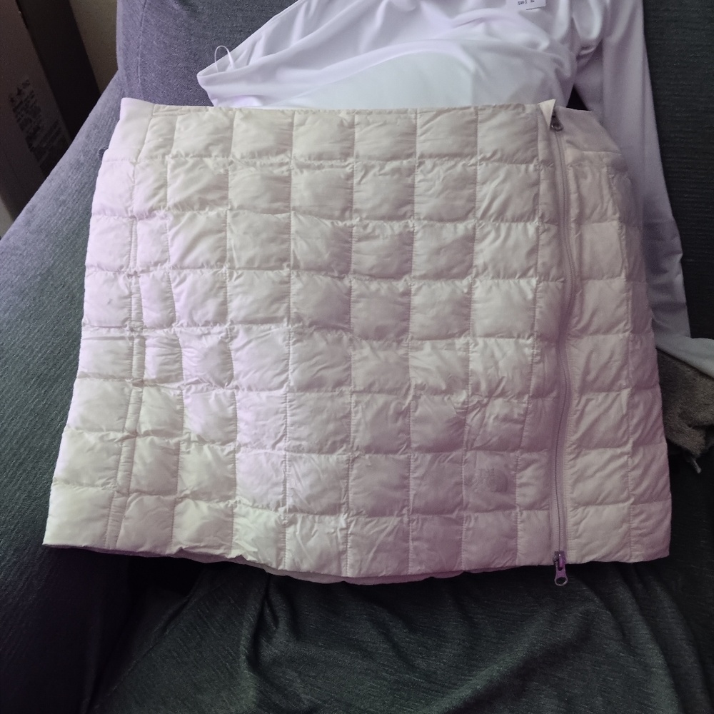 Women's The North Face Down Thermoball Mini Skirt XLarge Cream
